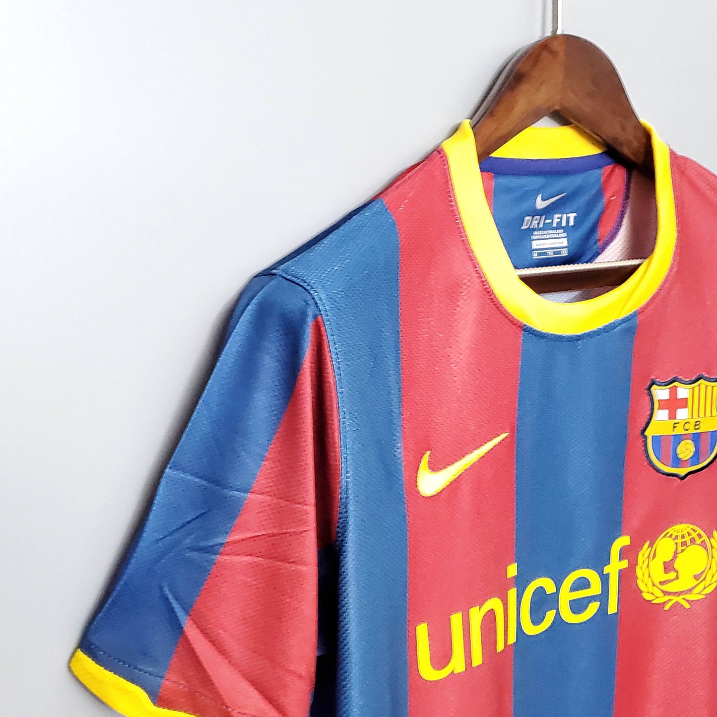 2010/2011 Retro Barcelona Home Football Shirt 1:1 Thai Quality