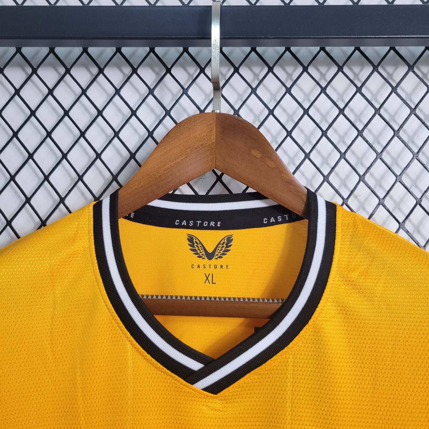 2023/2024 Wolverhampton Wanderers Home Football Shirt 1:1 Thai Quality