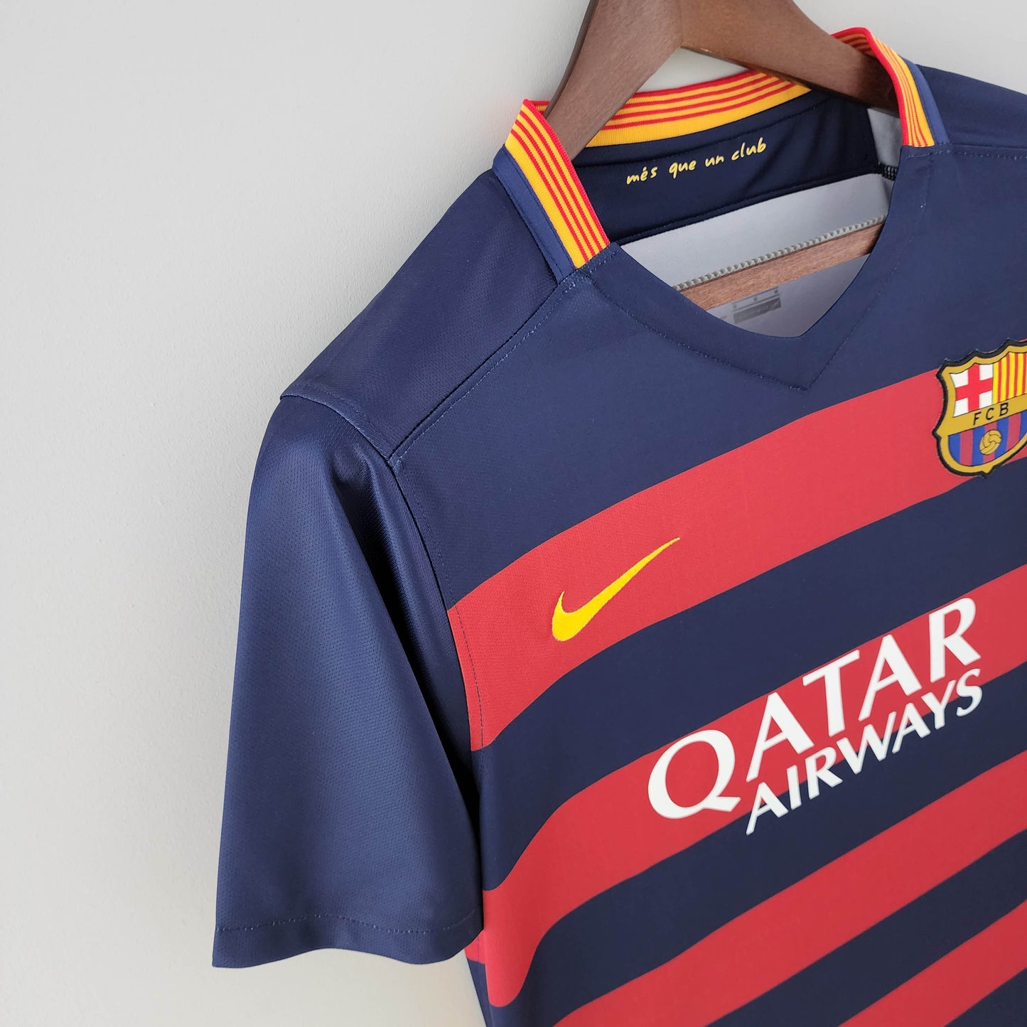 2015/2016 Retro Barcelona Football Shirt Home 1:1 Thai Quality