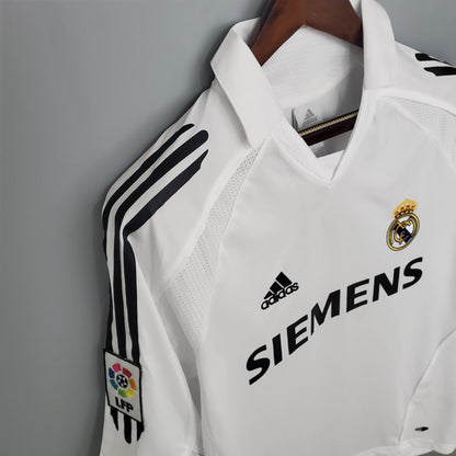 2005/2006 ريترو ريال مدريد هوم