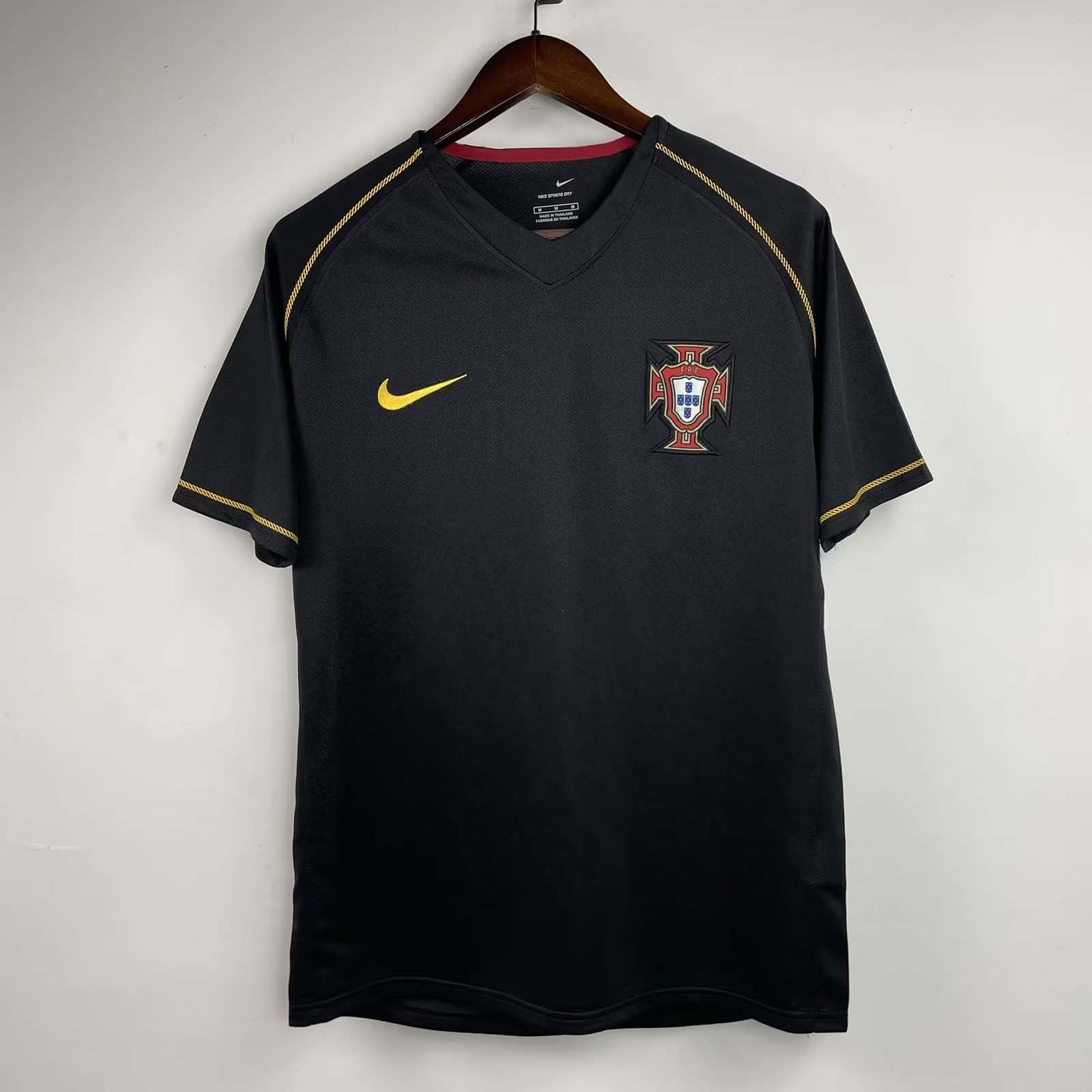 2006 Retro Portugal Away Football Shirt 1:1 Thai Quality