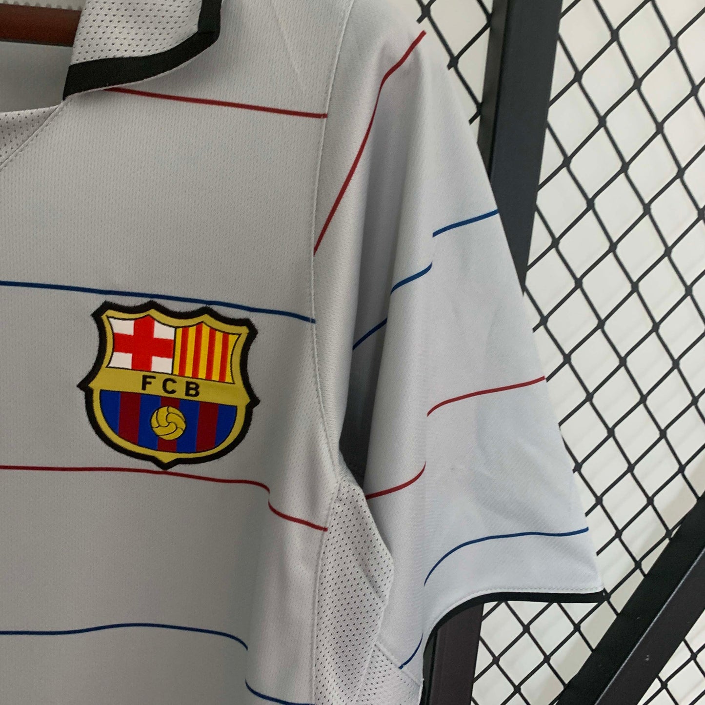 2003/2004 Retro Barcelona Away Football Shirt 1:1 Thai Quality