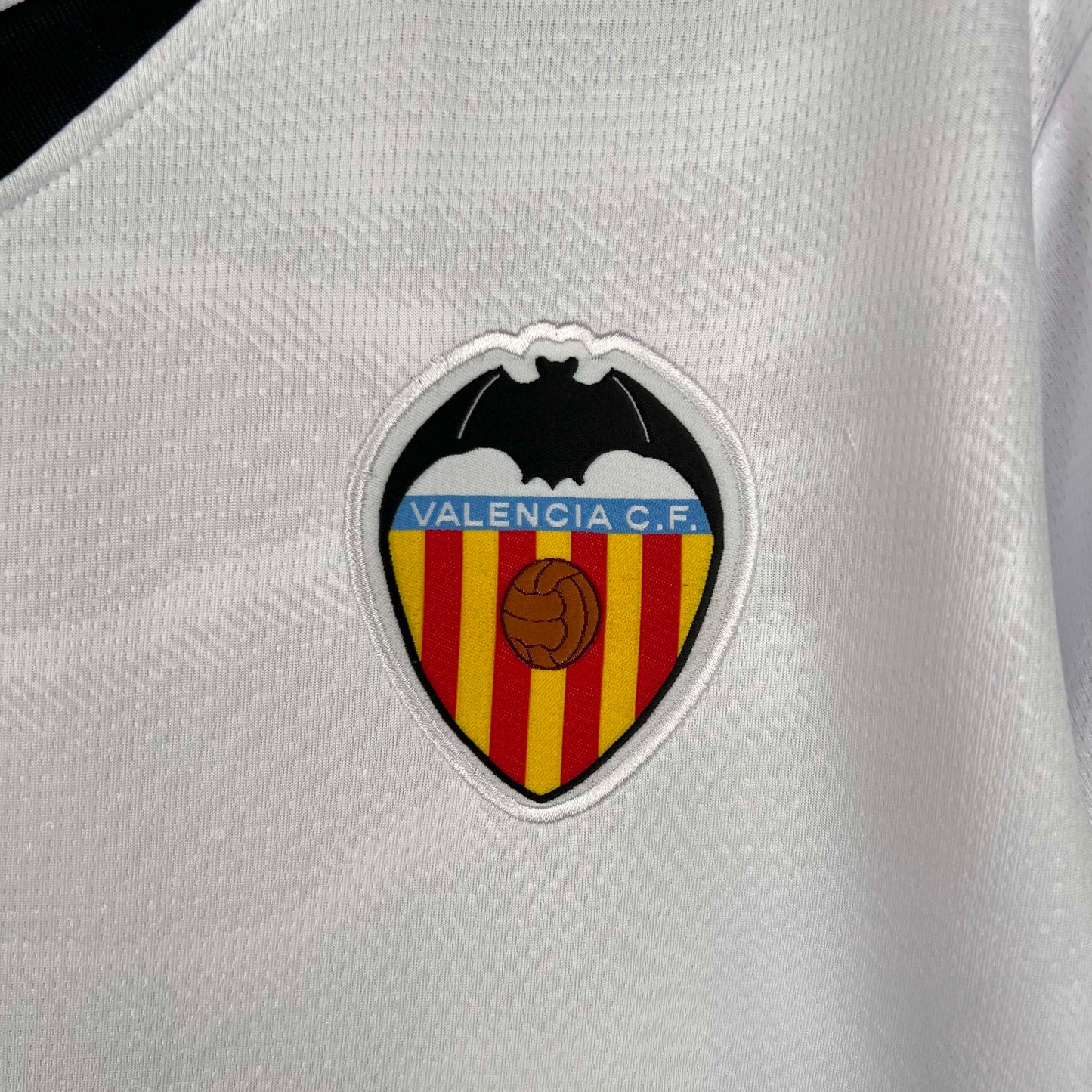 2023/2024 Valencia Home Football Shirt 1:1 Thai Quality