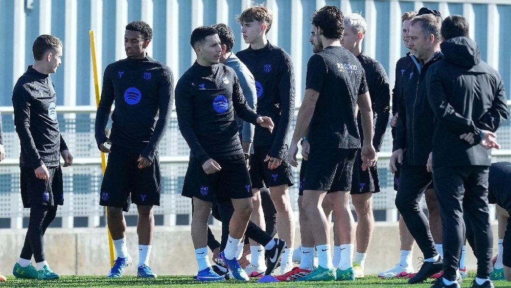 Flick calls up four academy players for Atletico semi-final clash