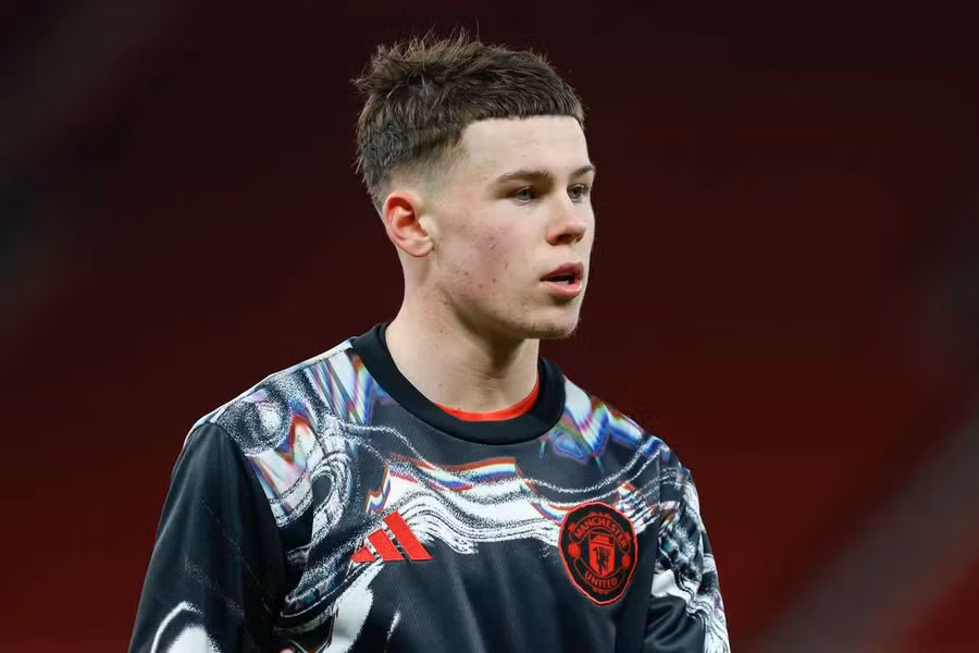 Man Utd offers new deal to Wayne Rooney’s son