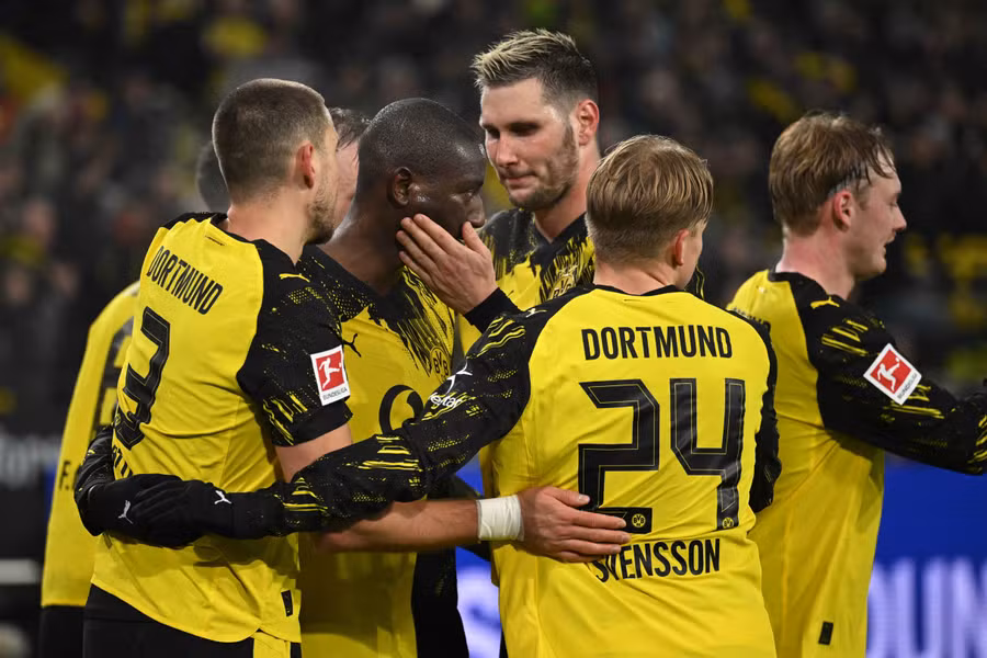 Bundesliga: Guirassy Double Fires Dortmund Within Three Points of Bayern