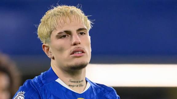 Rosenior Warned Against Starting Garnacho Ahead of Arsenal Clash