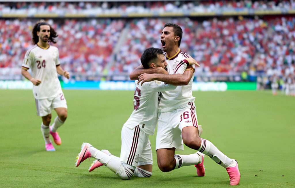 Spain Edge Uruguay 1-0 as Alex Baena Strike Secures Crucial Group H Victory