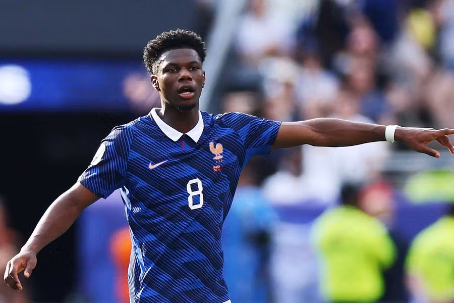 Manchester United prepared to advance negotiations for Real Madrid standout Tchouameni