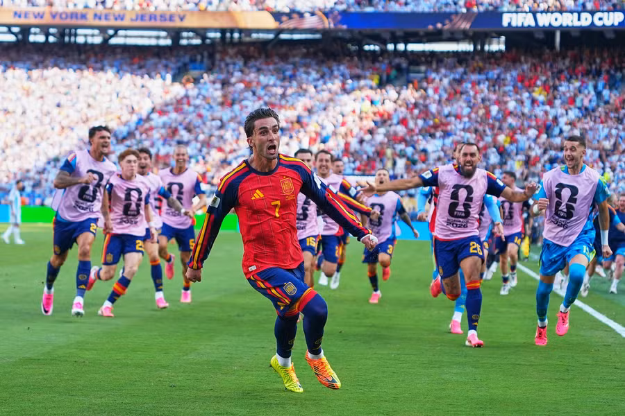 Ferran Torres the hero as Spain see off 10-man Argentina to win World Cup